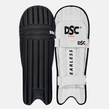  Flex Lite Moulded Batting Leg Guard (Black)