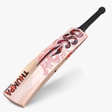 Thumpa 2000 Bat English Willow Bat